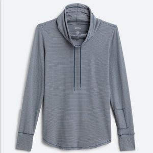 Market and Spruce Active shirt. Cowl. Anti-odor. Moisture wicking. UV protection